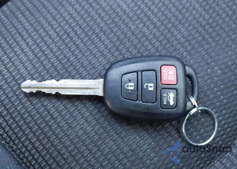 2017 Toyota Corolla Se z USA, uszkodzony, nr VIN 2T1BURHE4HC814784